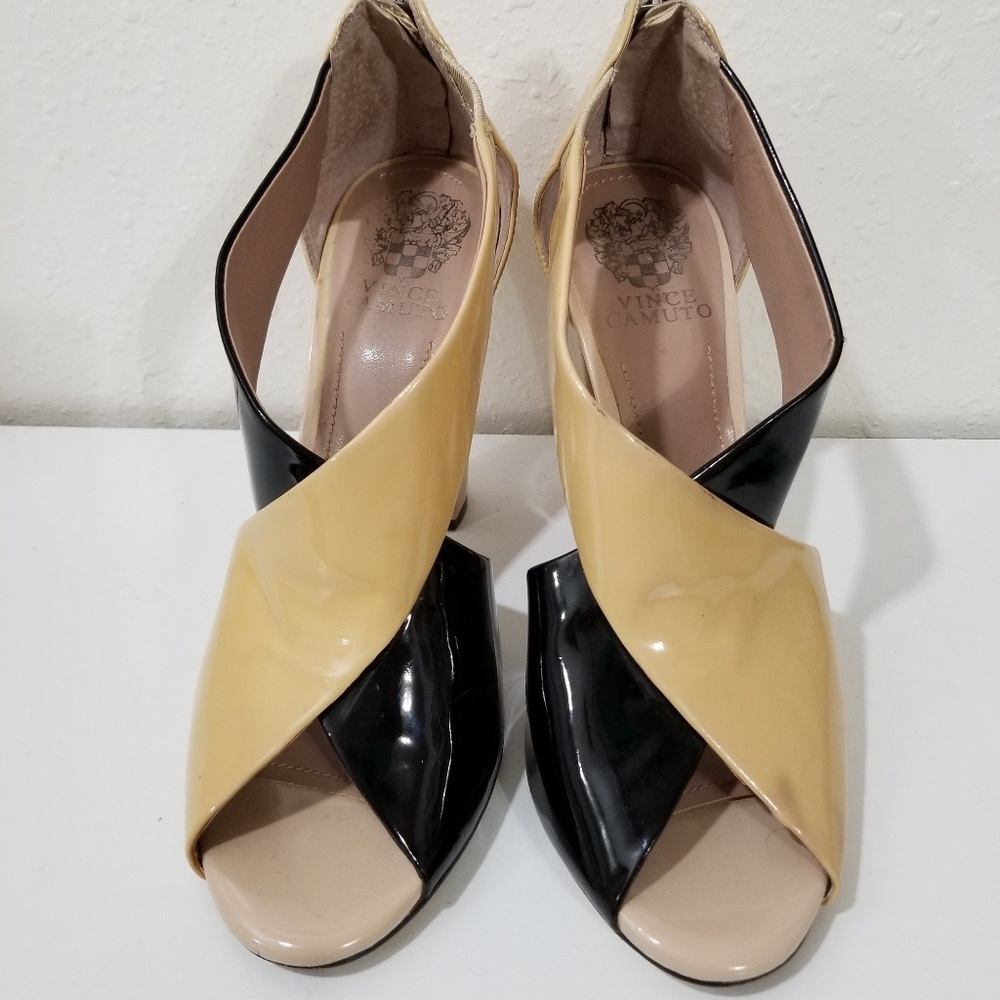 Vince Camuto tan and black heels